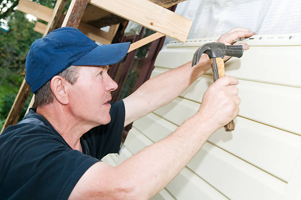 Property Management Cleanouts in Royal Palm Estates, FL